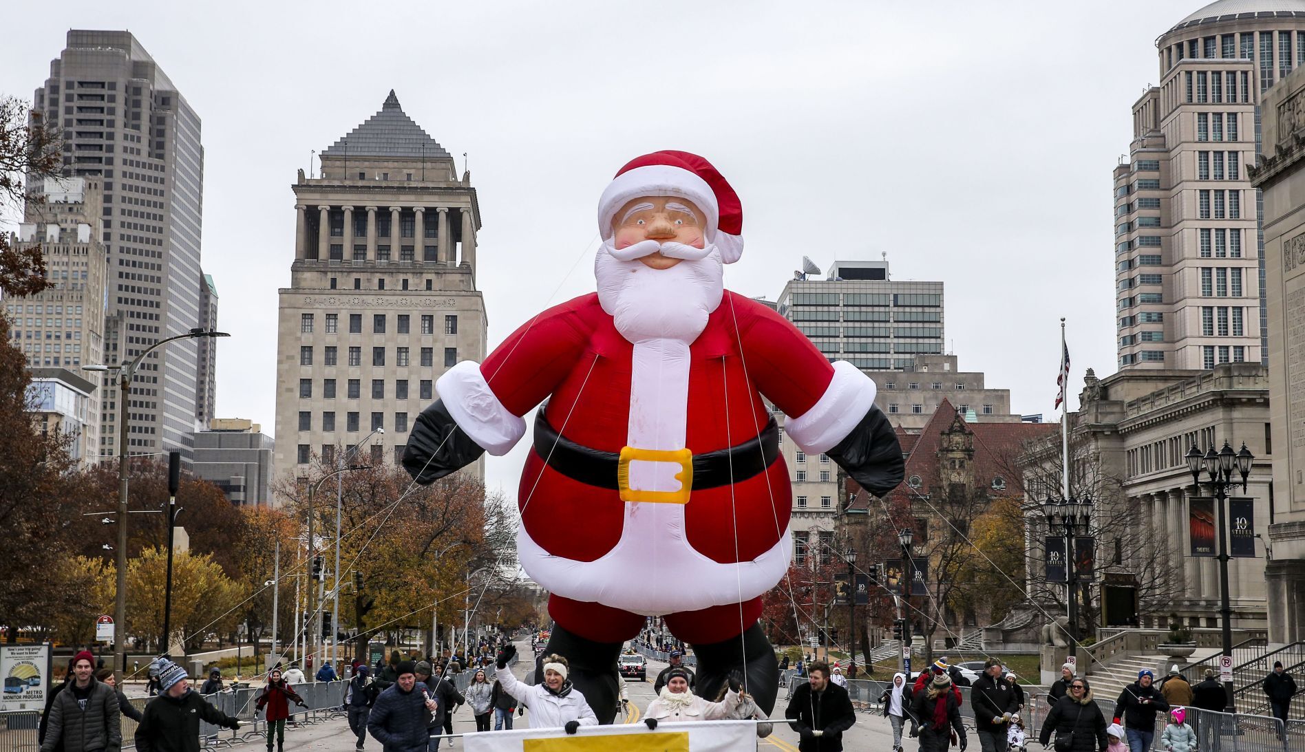 Thanksgiving day parade returns